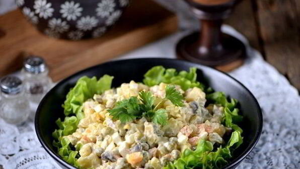 салат оливье без мяса и колбасы