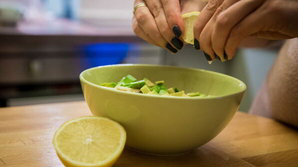 сыроедный оливье