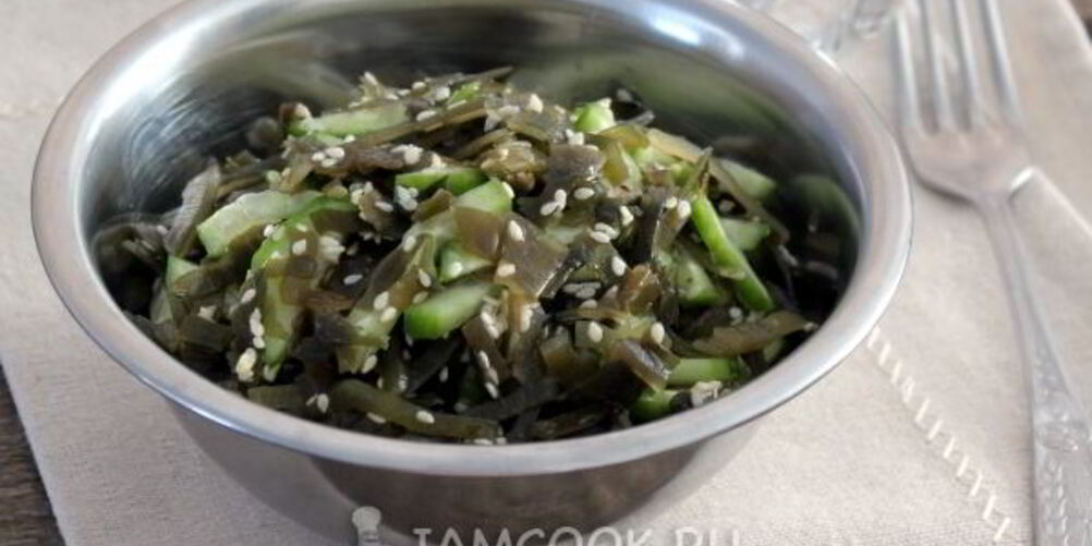 Рецепт салата из морской капусты с огурцом