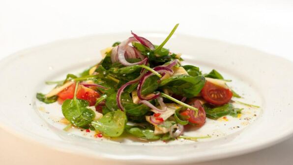 салат из репы со шпинатом