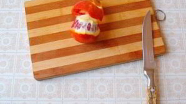 салат из риса с сердцем и фруктами