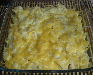 Грибы в сливочном соусе под шубой из фарфалле