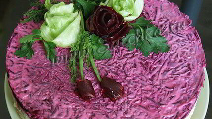 Селедка под шубой с розами