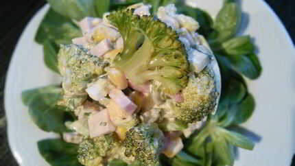 Салат с брокколи