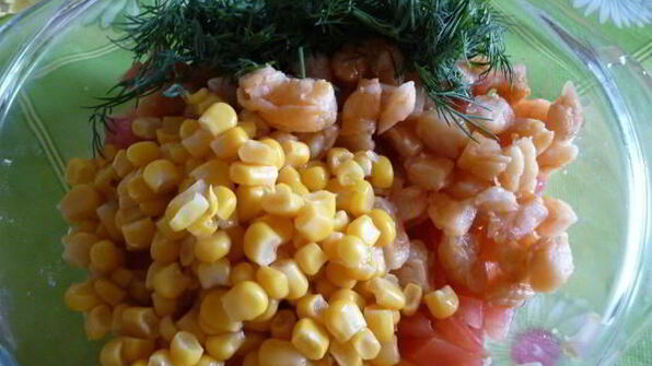 салат с креветками