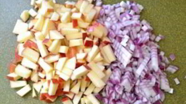 салат с курицей и яблоком