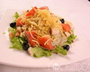 Цезарь с семгой