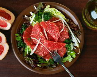 Сицилийский салат с грейпфрутом