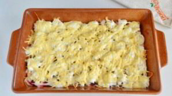 свекла под сырной корочкой с майонезом