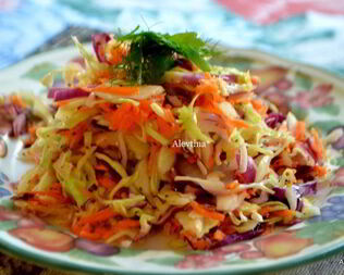 Цветной капустный салат с заправкой