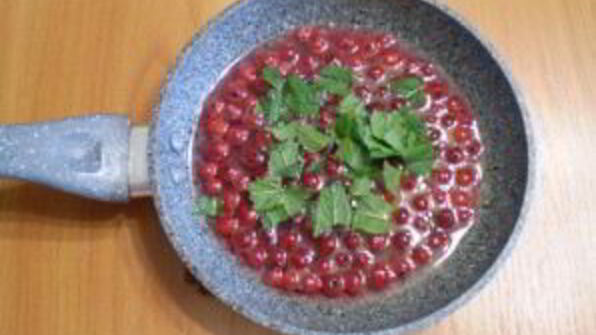 смородиновый соус