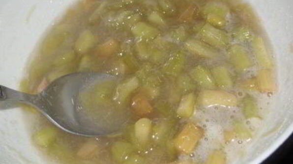 соус из ревеня и клубники