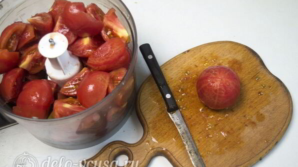 томатный соус с базиликом