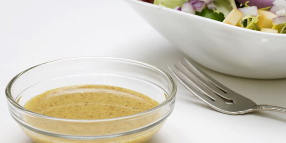 Рецепт заправки для салатов с горчицей