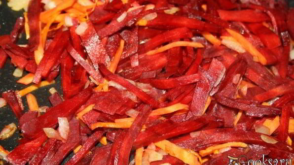 борщ на индюшином бедрышке