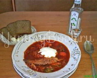 Борщ с бычками и фасолью