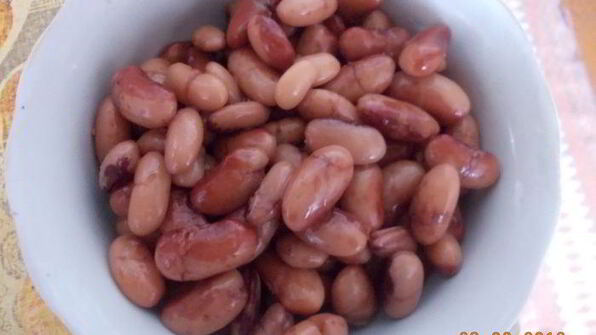 борщ, заправленный старым салом и чесноком