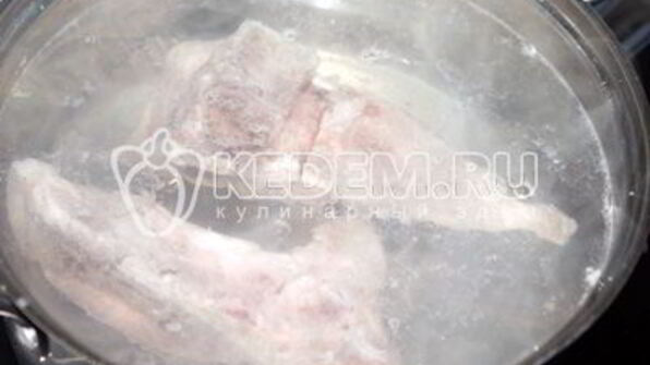 вкусный борщ с черемшой