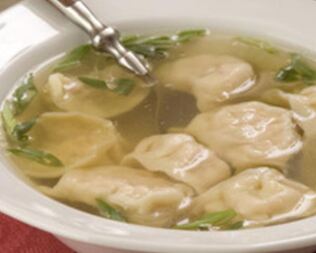 Бульон рыбный с пельменями