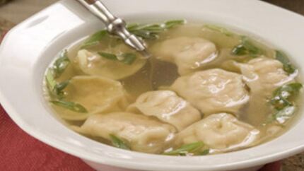 Бульон рыбный с пельменями