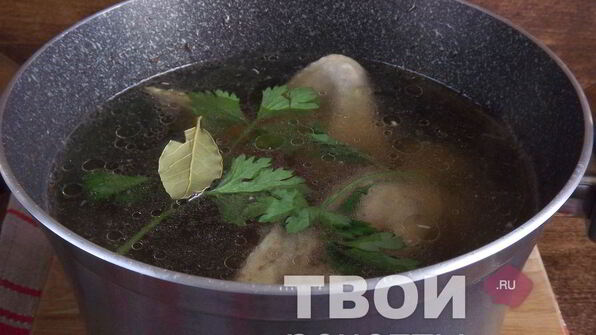 бульон с яйцом