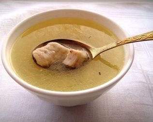 Домашний куриный бульон с клецками
