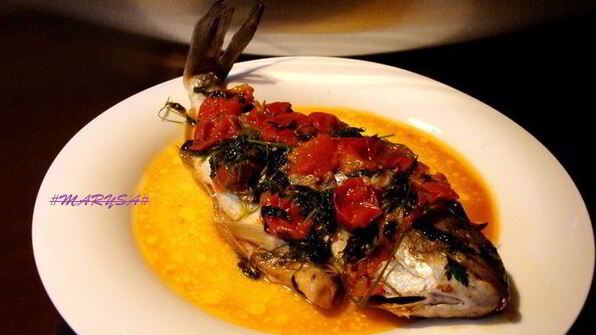 дорада в сумасшедшем бульоне