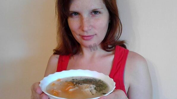 куриный бульон с вермишелью