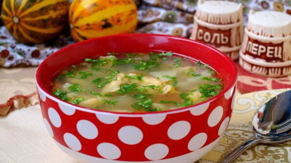 суп с тыквенными клецками на мясном бульоне