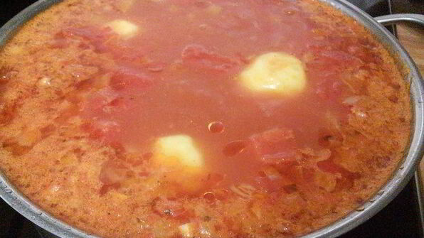 томатный рыбный суп на курином бульоне