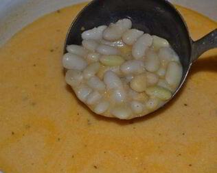 Фасолевый суп на сметане