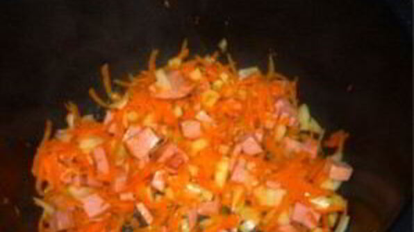 гороховый суп с колбасой в мультиварке