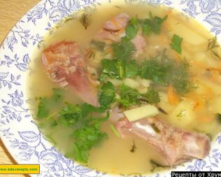 Гороховый суп с копченостями классический