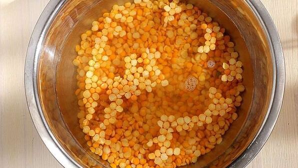 гороховый суп с копчеными ребрышками