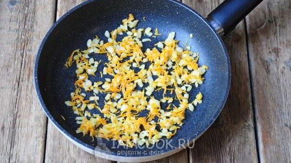 гороховый суп с плавленым сыром