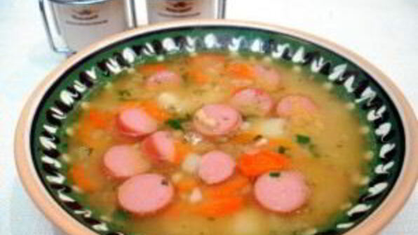 гороховый суп с сосиской