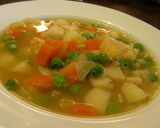 Постный гороховый суп с сельдереем