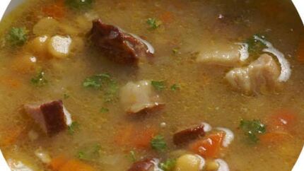 Суп гороховый с копченостями