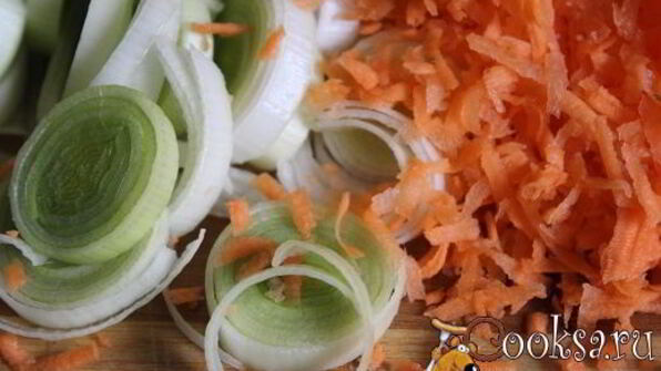 суп из зеленого гороха с копченостями