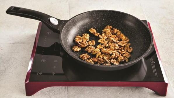 гречневый суп с грибами и орехами