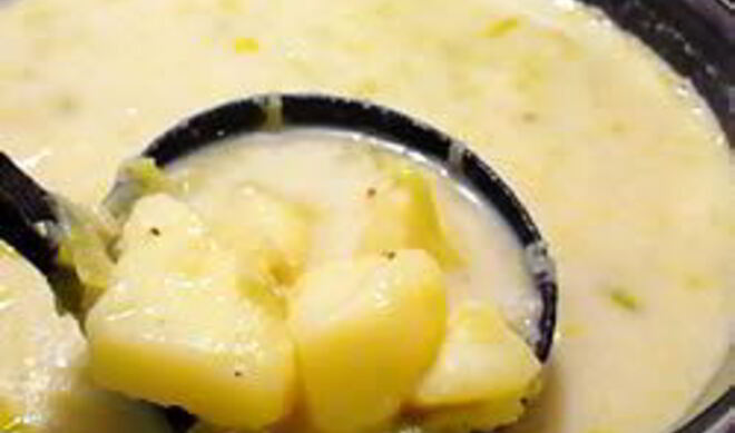 Картофельный суп с луком-пореем