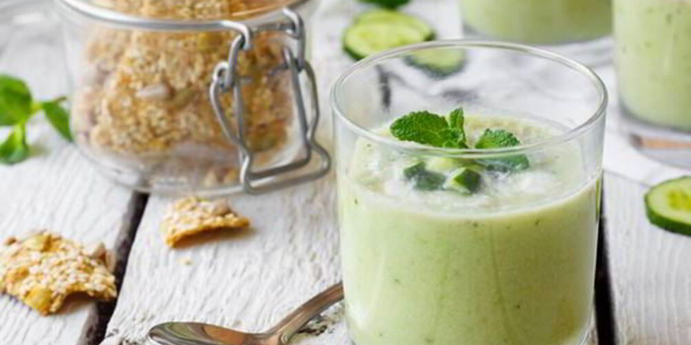 Рецепт холодного крема-супа из огурца и сельдерея