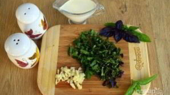 холодный суп из кабачковой икры