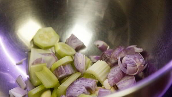 холодный томатный суп