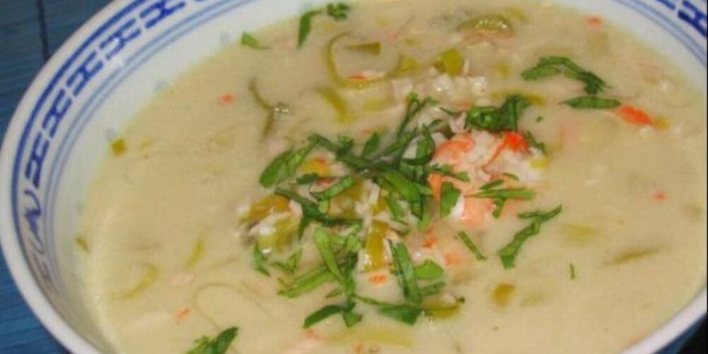 Рецепт освежающего летнего холодного супа frutti di mare