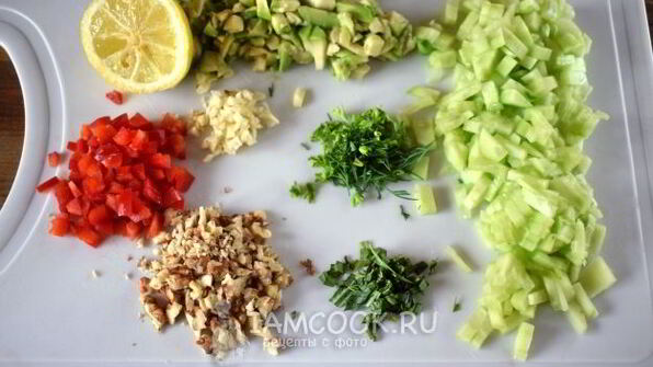 суп таратор с авокадо и тархуном