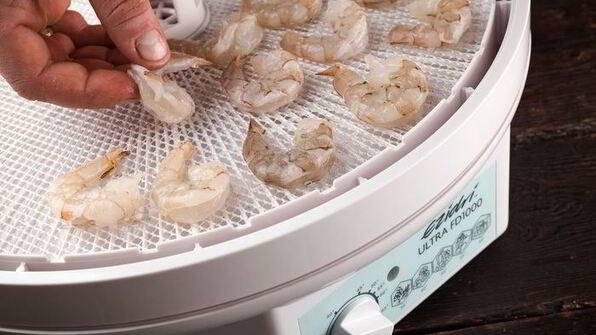 крем-суп из брокколи с креветками