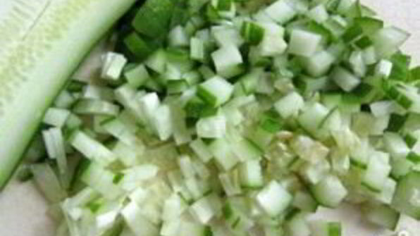 окрошка на кефире и минеральной воде