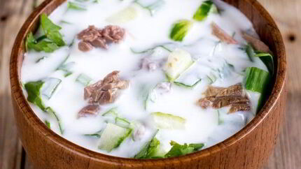 Окрошка с говядиной и редькой