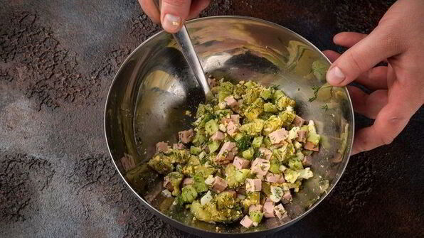 окрошка с колбасой